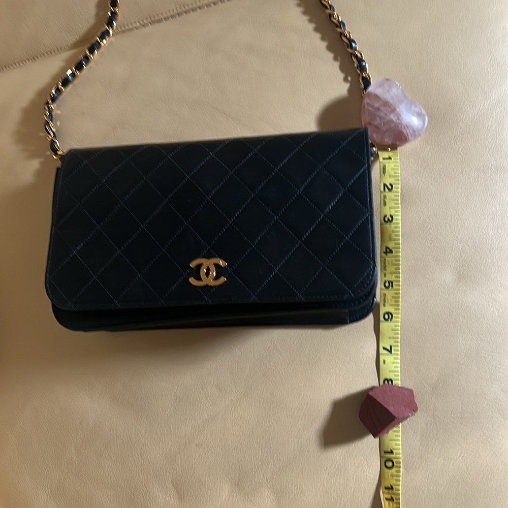 Chanel Black Quilted Crossbody Bag with Gold Chain - Picture 10 of 12